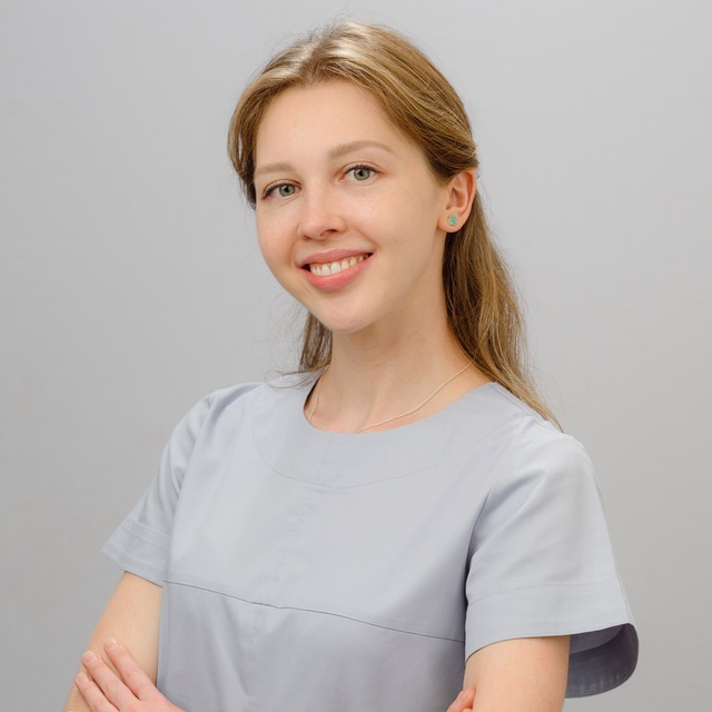 Долгова Елена Дмитриевна, детский врач-стоматолог